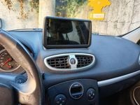 Usata Renault Clio III 75 CV (55 kW) 2006 Nero Berlina
