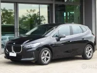 Usata BMW 218 Active Tourer 150 CV (110 kW) 2024 Saphirschwarz Monovolume