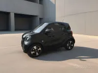 Usata Smart ForTwo Electric Drive Passion 41 kW (56 CV) 2022 Nero Coupé