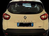Usata Renault Captur Intens 90 CV (66 kW) 2017 Beige SUV