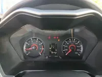 Usata Mahindra KUV100 83 CV (61 kW) 2018 Rosso SUV