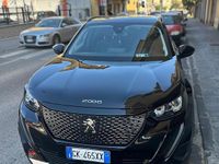 Usata Peugeot 2008 110 CV (80 kW) 2022 SUV