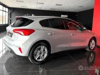 Occasion Ford Focus ST-Line 120 ch (88 kW) 2020 Gris Berline