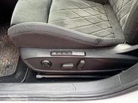 Usata VW Golf VIII Style 150 CV (110 kW) 2021 Bianco Berlina