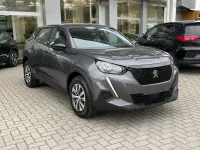Usado Peugeot 2008 Active 102 CV (75 kW) 2022 Gris SUV