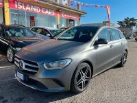 Käytetty Mercedes B180 116 HP (85 kW) 2019 Harmaa Tila-auto