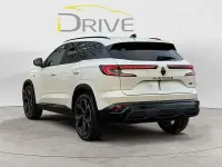 Usata Renault Austral Iconic 130 CV (95 kW) 2025 Bianco SUV