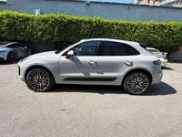 Usata Porsche Macan 441 CV (324 kW) 2024 Grigio gesso SUV