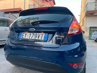 Usata Ford Fiesta 60 CV (44 kW) 2015 Blu Utilitaria