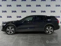 Usata Volvo V60 CC Plus 197 CV (144 kW) 2024 Nero Station wagon