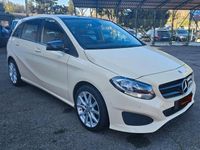 Begagnad Mercedes B200 Premium 136 HK (100 kW) 2017 Beige Minibuss