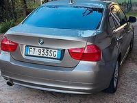Usata BMW 318 2009 Marrone Berlina