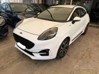 Usata Ford Puma ST-Line X 120 CV (88 kW) 2022 Bianco SUV