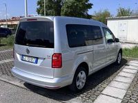 Usata VW Caddy Highline 150 CV (110 kW) 2016 Argento Monovolume