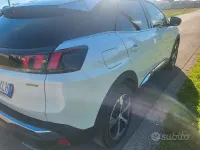 Usata Peugeot 3008 GT-line 136 CV (100 kW) 2018 Bianco SUV