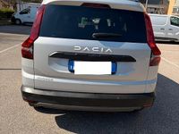 Usata Dacia Jogger 101 CV (74 kW) 2023 Grigio Monovolume