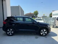 Usata Volvo XC40 Plus 129 CV (94 kW) 2022 Nero SUV