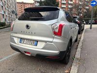 Usata Ssangyong (KGM) Tivoli 128 CV (94 kW) 2015 Argento SUV