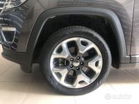 Usata Jeep Compass Limited 140 CV (102 kW) 2017 Grigio SUV