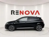 Usata Renault Clio V Techno 90 CV (66 kW) 2024 Nero Berlina