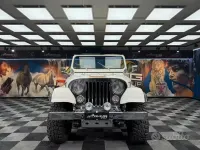 Usata Jeep CJ Laredo 150 CV (110 kW) 1993 Bianco SUV