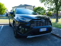 Usata Toyota RAV4 Hybrid Lounge 178 CV (130 kW) 2020 Nero SUV