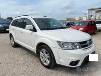 Usata Fiat Freemont Black Code 170 CV (125 kW) 2014 Bianco SUV