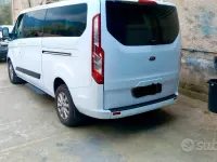 Usata Ford Tourneo Custom 131 CV (96 kW) 2020 Bianco Furgone