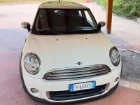 Usata Mini Cooper 75 CV (55 kW) 2011 Beige Utilitaria
