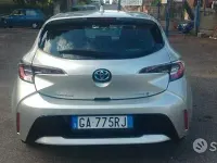 Usata Toyota Corolla Play 98 CV (72 kW) 2020 Grigio Berlina