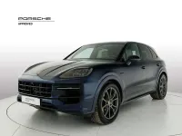 Usata Porsche Cayenne 470 CV (345 kW) 2023 Blu algarve metallizzato SUV