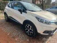 Usata Renault Captur Zen 90 CV (66 kW) 2017 SUV