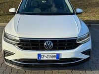 Usata VW Tiguan Life 122 CV (89 kW) 2021 Bianco SUV