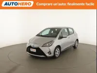 Usata Toyota Yaris Active 100 CV (73 kW) 2017 Grigio Utilitaria