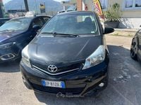 Usata Toyota Yaris 69 CV (50 kW) 2012 Nero Utilitaria