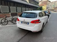Usata Peugeot 308 131 CV (96 kW) 2018 Bianco Station wagon