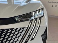 Usata Peugeot e-3008 GT 156 kW (213 CV) 2024 Bianco SUV