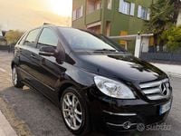 Usata Mercedes B220 109 CV (80 kW) 2010 Nero Monovolume