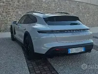 Occasion Porsche Taycan Cross Turismo 113 kW (154 PK) 2022 Grijs Stationwagen