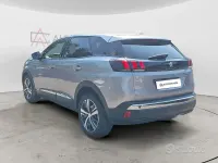 Usata Peugeot 3008 Allure 131 CV (96 kW) 2023 Grigio SUV