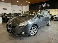 Usado Peugeot 5008 Premium 109 HP (80 kW) 2010 Monovolume
