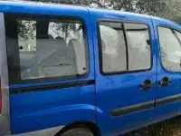 Usata Fiat Doblò Active 103 CV (75 kW) 2005 Blu/azzurro Monovolume