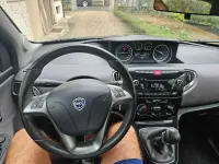 Usata Lancia Ypsilon Silver 69 CV (50 kW) 2011 Nero Utilitaria