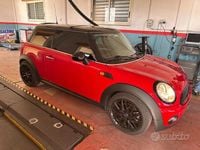 Usata Mini Cooper Coupé 116 CV (85 kW) 2006 Rosso Coupé