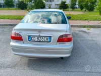 Usata Toyota Avensis 110 CV (80 kW) 2002 Grigio Berlina