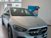 Usata Mercedes GLA200 150 CV (110 kW) 2023 Grigio SUV
