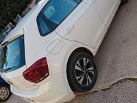 Usata VW Polo 90 CV (66 kW) 2021 Bianco Utilitaria