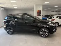 Usata Ford Kuga ST-Line 120 CV (88 kW) 2019 Nero SUV