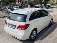 Usata Mercedes B160 Business 90 CV (66 kW) 2017 Monovolume