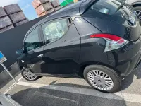 Usata Lancia Ypsilon 69 CV (50 kW) 2018 Nero Utilitaria